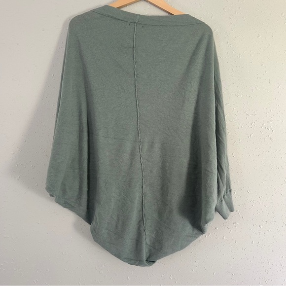 GAP Factory Green Cardigan Sweater Batwing Slouchy Oversized Fit XS Small Casual - Picture 5 of 7